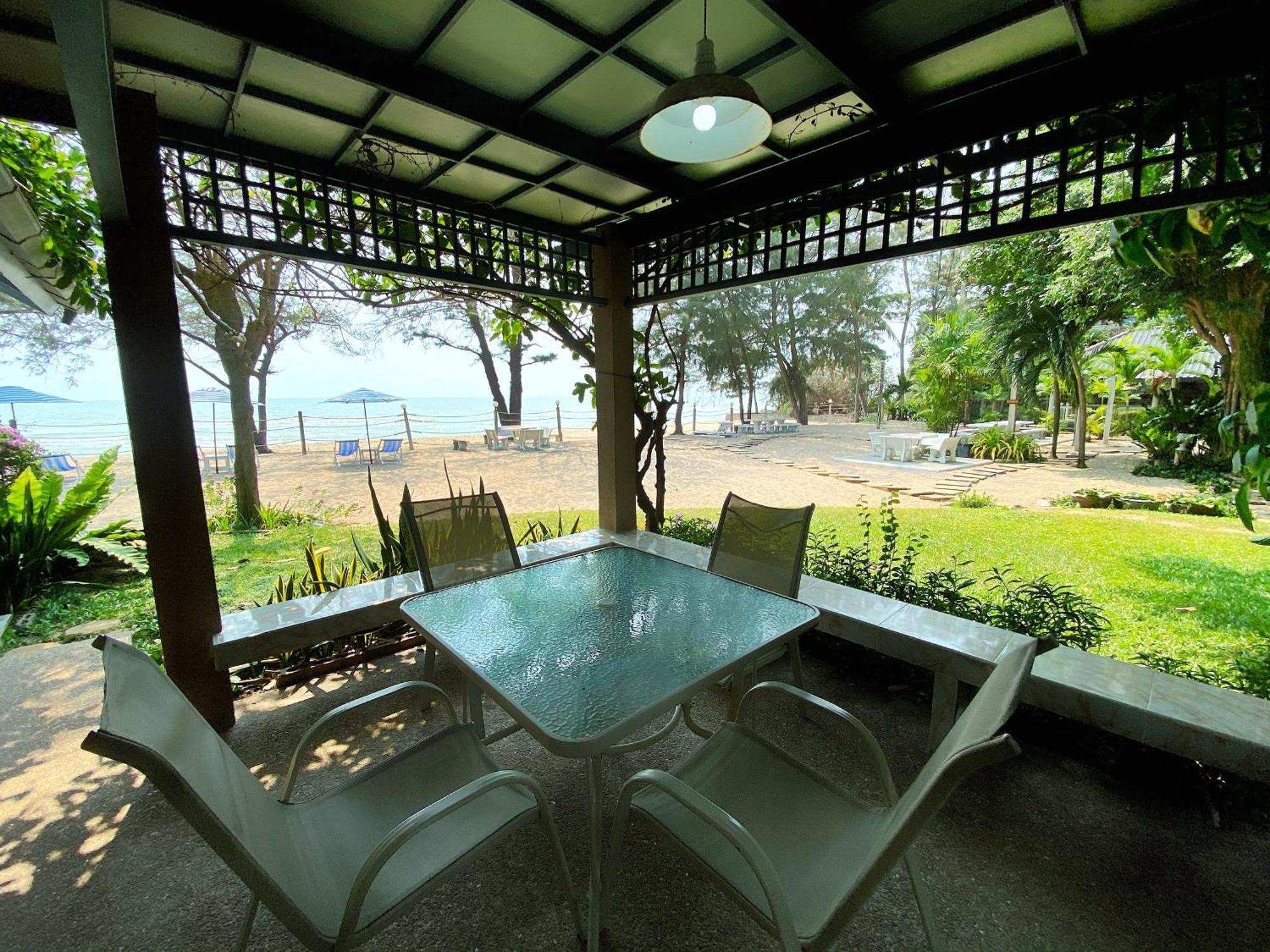 Baan Kratom Tong By The Sea Villa Ча Ам Стая снимка