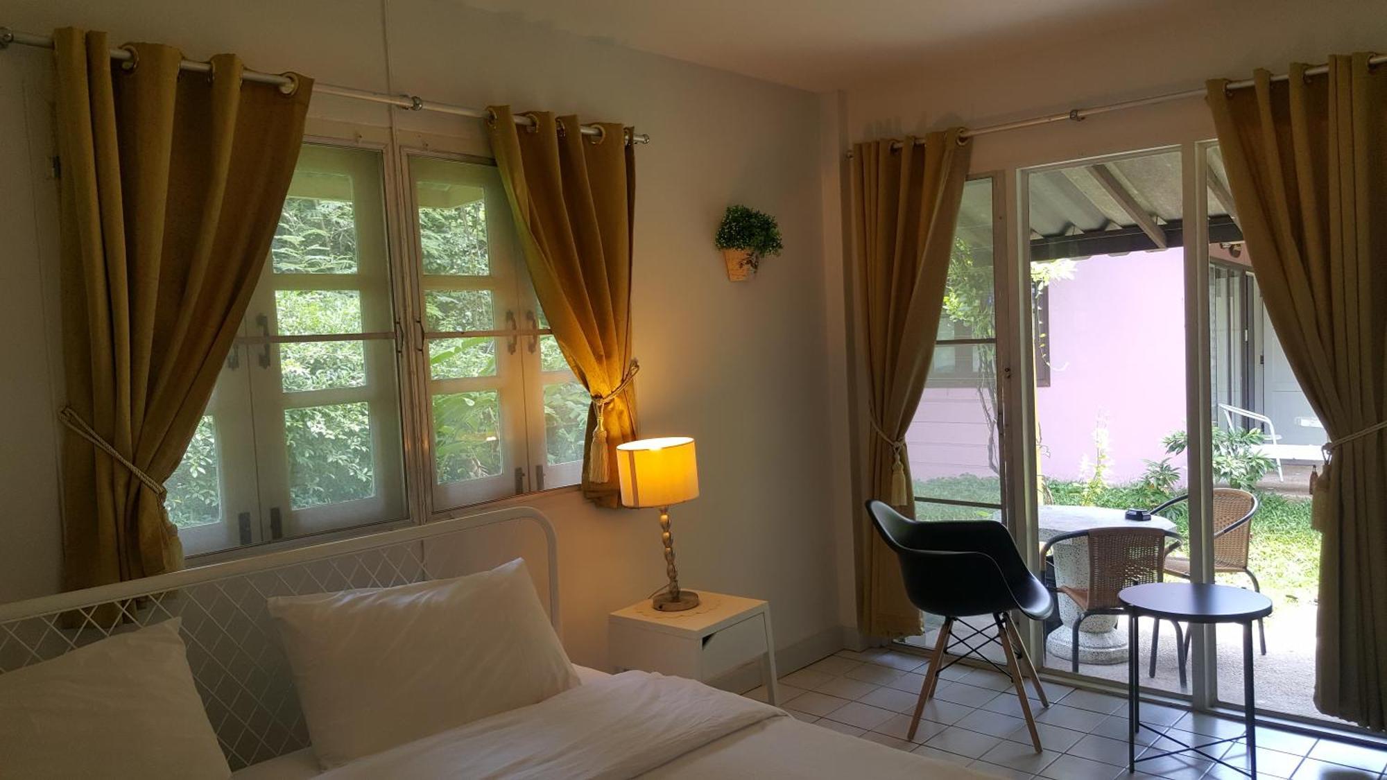 Baan Kratom Tong By The Sea Villa Ча Ам Екстериор снимка