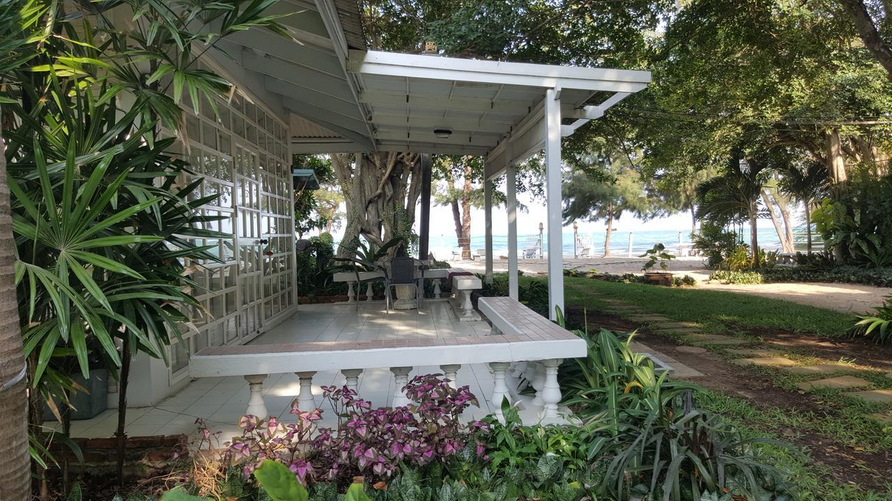 Baan Kratom Tong By The Sea Villa Ча Ам Екстериор снимка