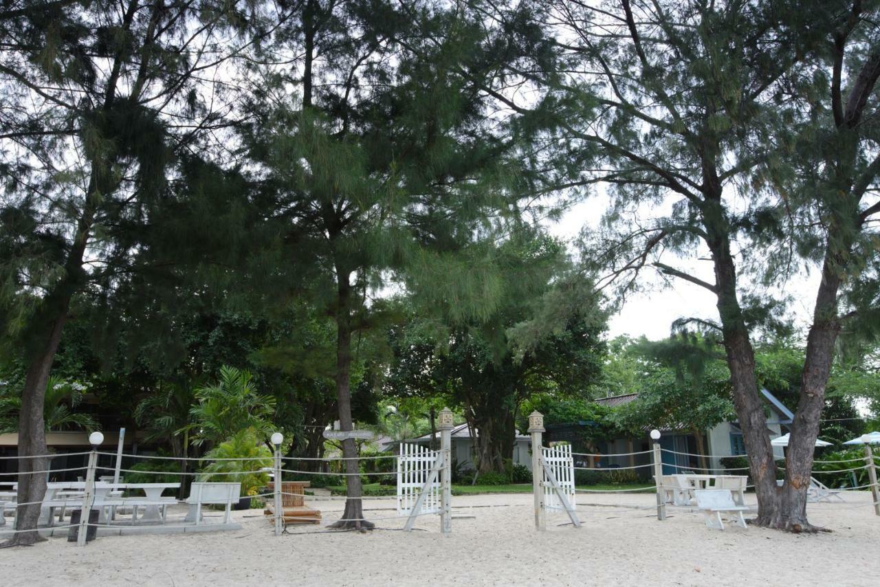 Baan Kratom Tong By The Sea Villa Ча Ам Екстериор снимка