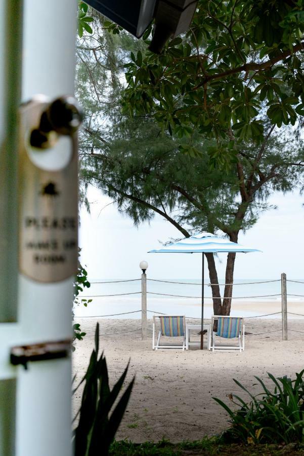 Baan Kratom Tong By The Sea Villa Ча Ам Екстериор снимка