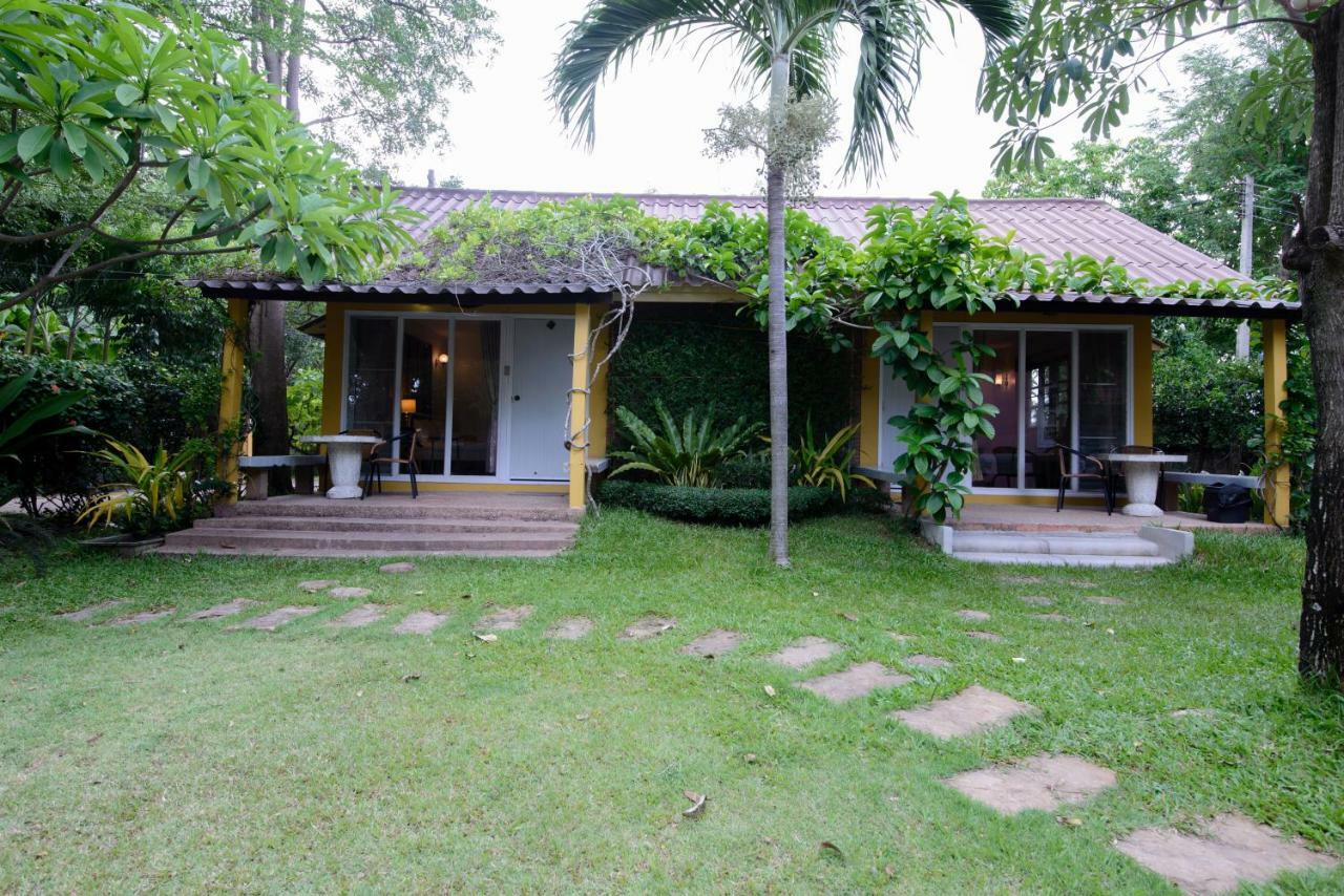 Baan Kratom Tong By The Sea Villa Ча Ам Екстериор снимка